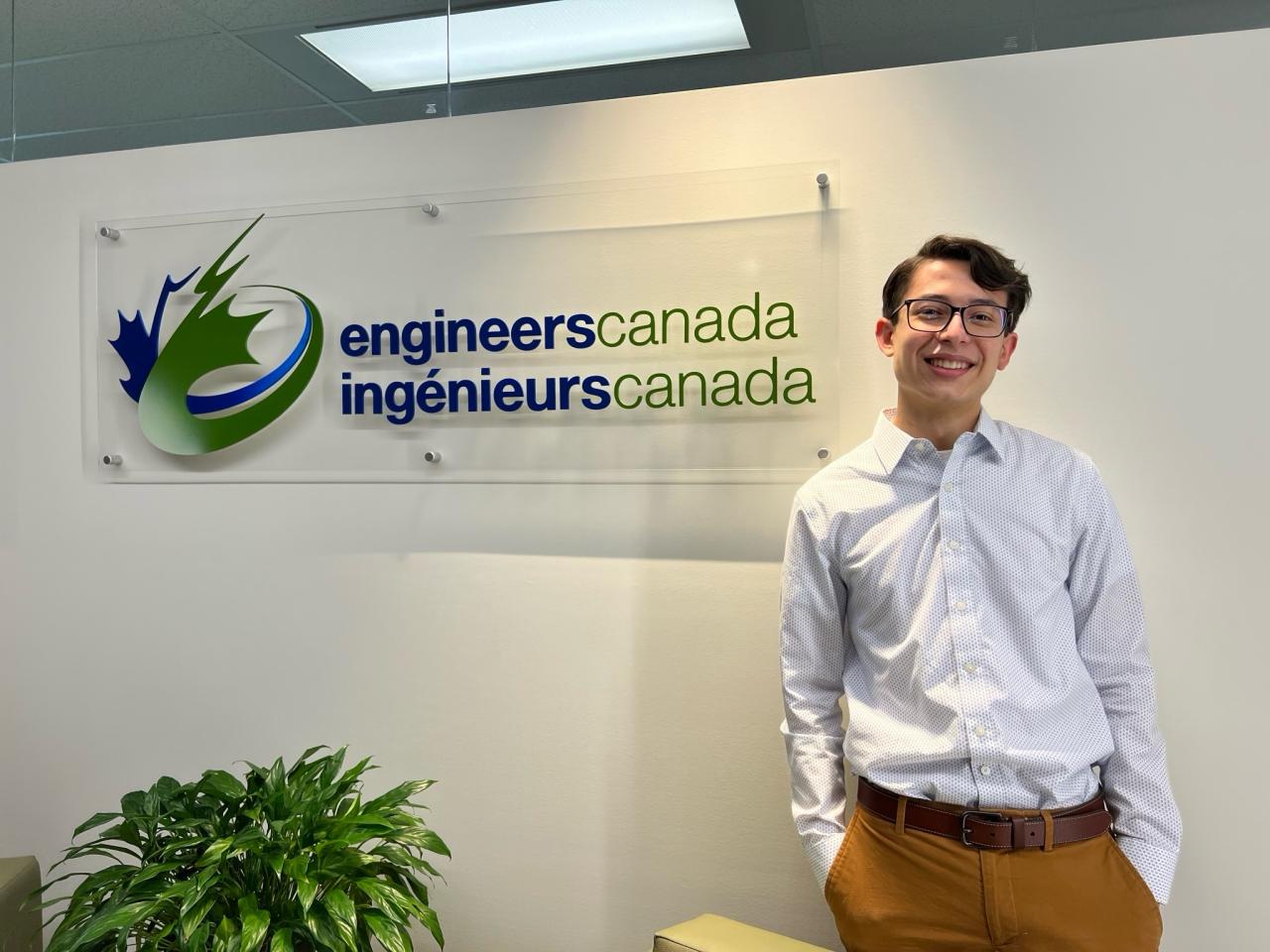 Nicolas at the Engineers Canada offices in Ottawa with the CFES officer team