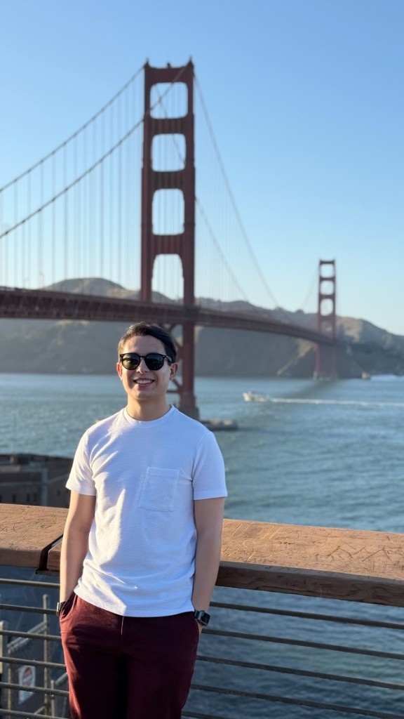Nicolas at the Golden Gate Bridge during the CSSS Silicon Valley Trip 2026